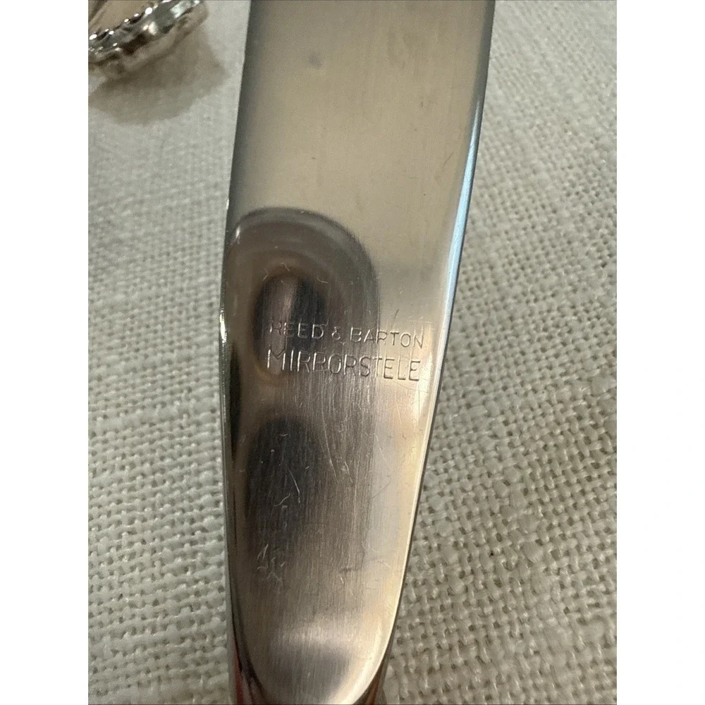 8 Reed & Barton Silverplate French Chippendale Dinner‎ Knife & 1 Butter Knife